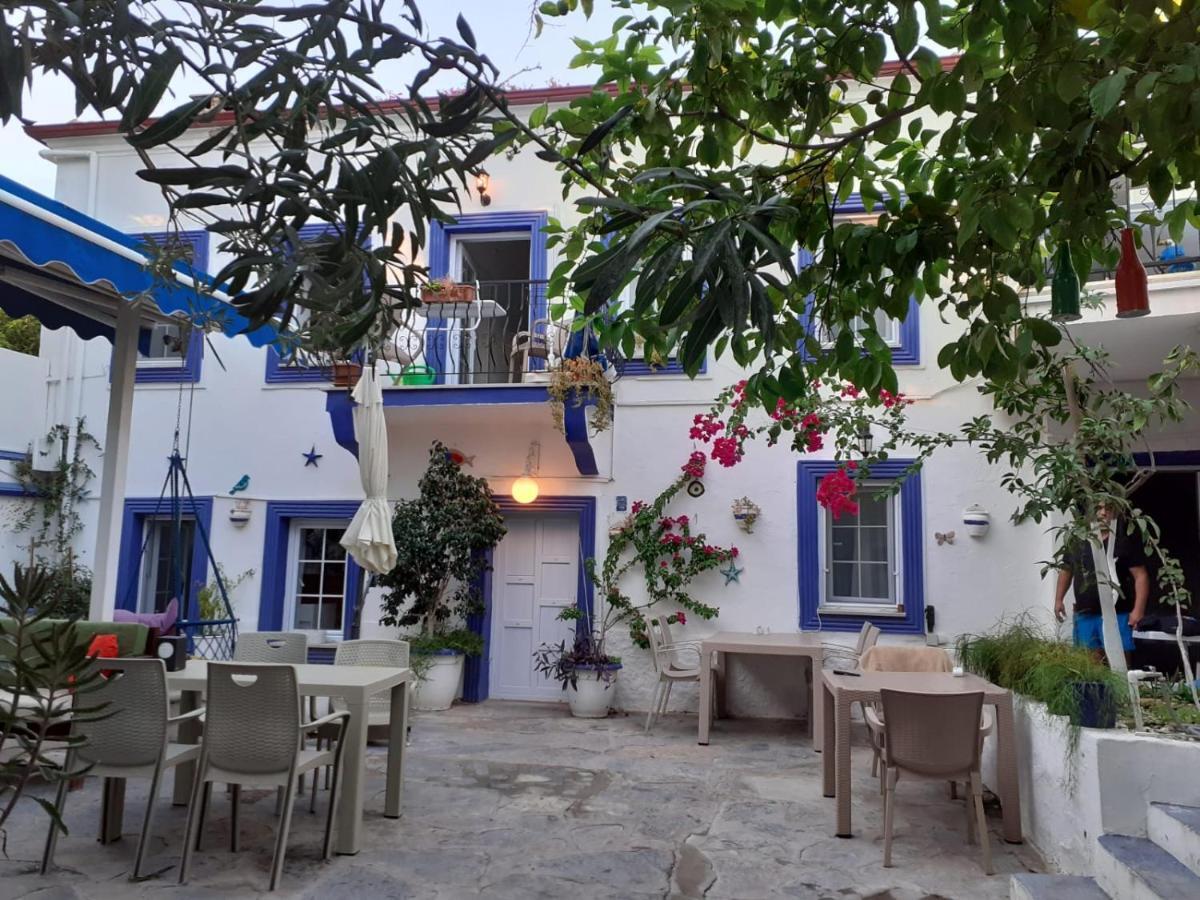 Zümrüt Butik * Bodrum